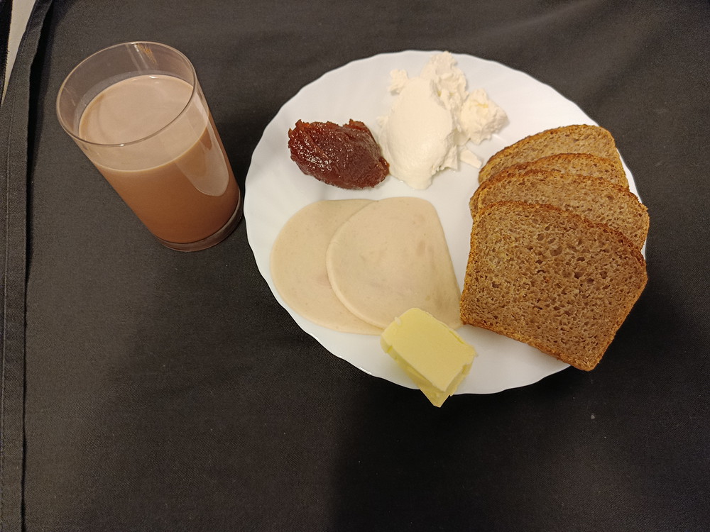 2025-08-12-sniadanie