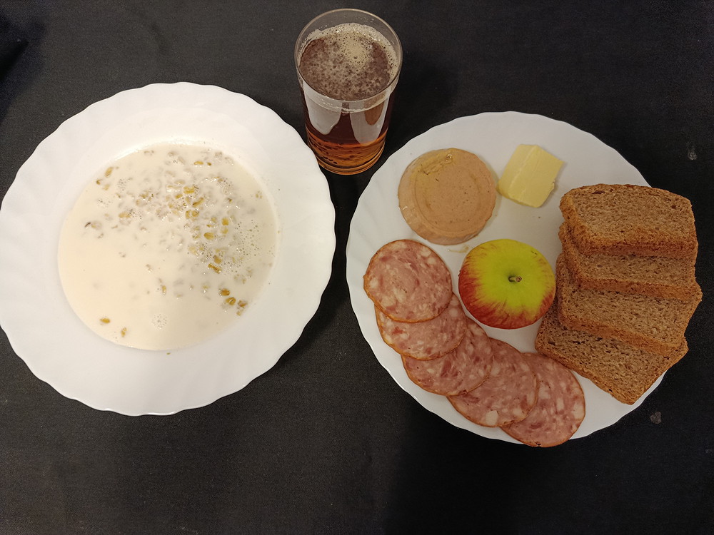 2025-08-13-sniadanie