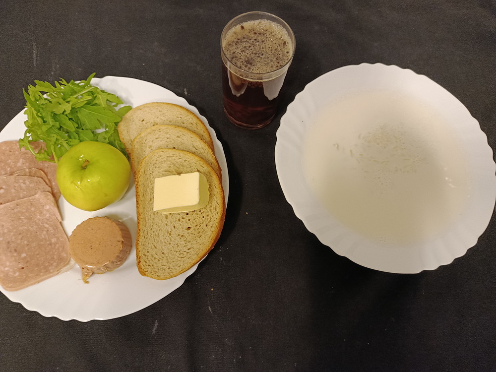 2025-10-08-sniadanie